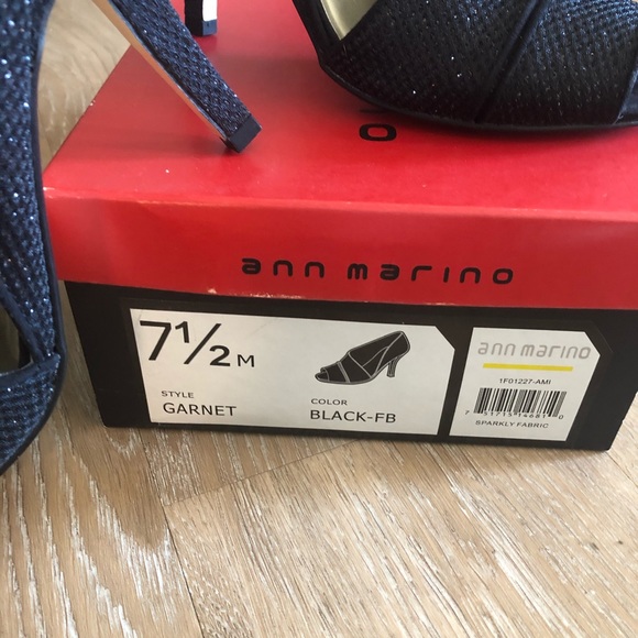 Ann Marino Sz 7.5/8 Sparkly Open Toed Heels - Picture 8 of 9